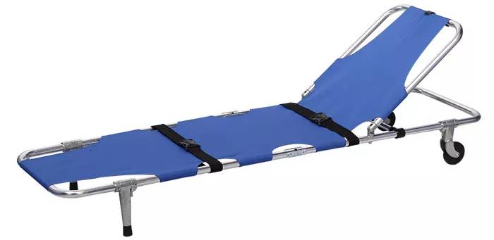 How to use foldable stretcher?