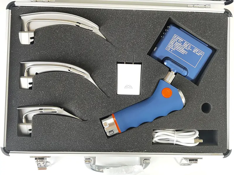 Laryngoscope_13